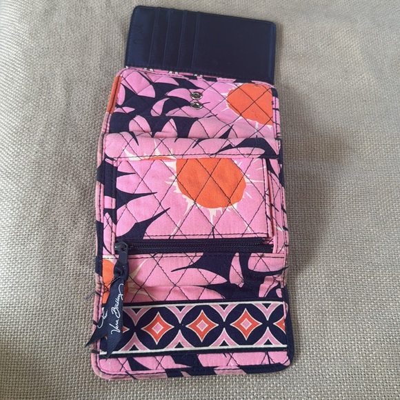 Vera Bradley Pink Patterned Women's Bag - Picture 3 of 10